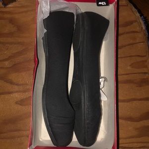 American eagle black flats